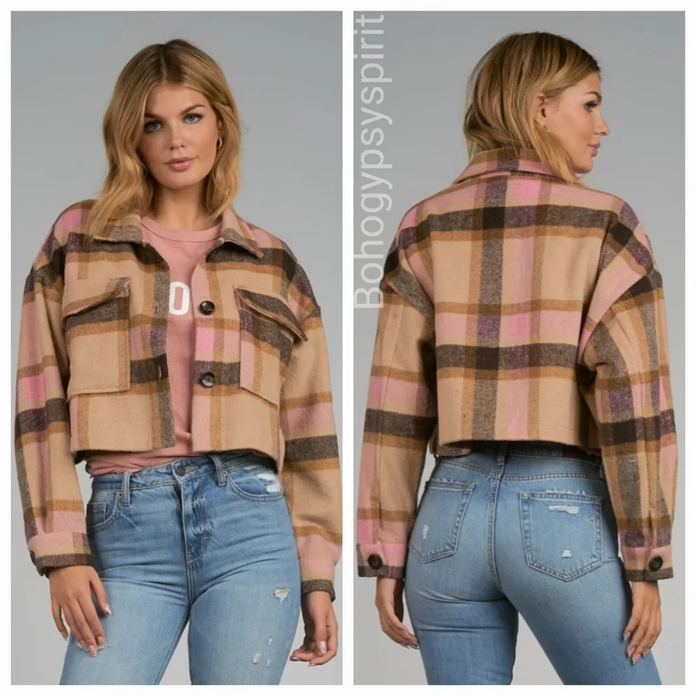 $120 Elan Plaid Cropped Flannel Cropped Jacket